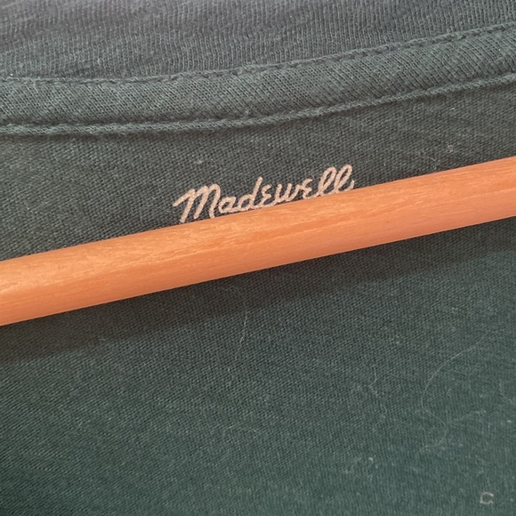 Madewell Tshirt - Picture 2 of 4
